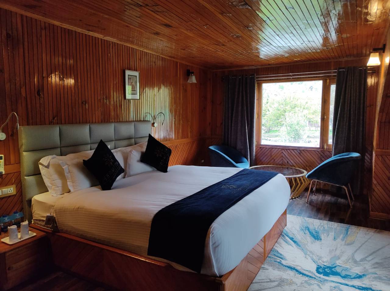 Cottage Villa Bedroom